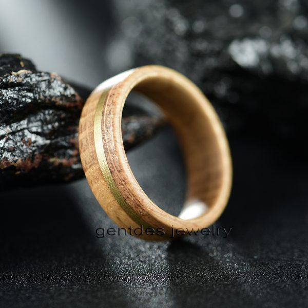 Whisky Barrel Wood Ring Band, Brass Inlay Men's Ring, Comfort Fit 8mm, Ring for Men - 图片 4